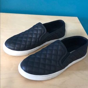 Steve Madden slip ins